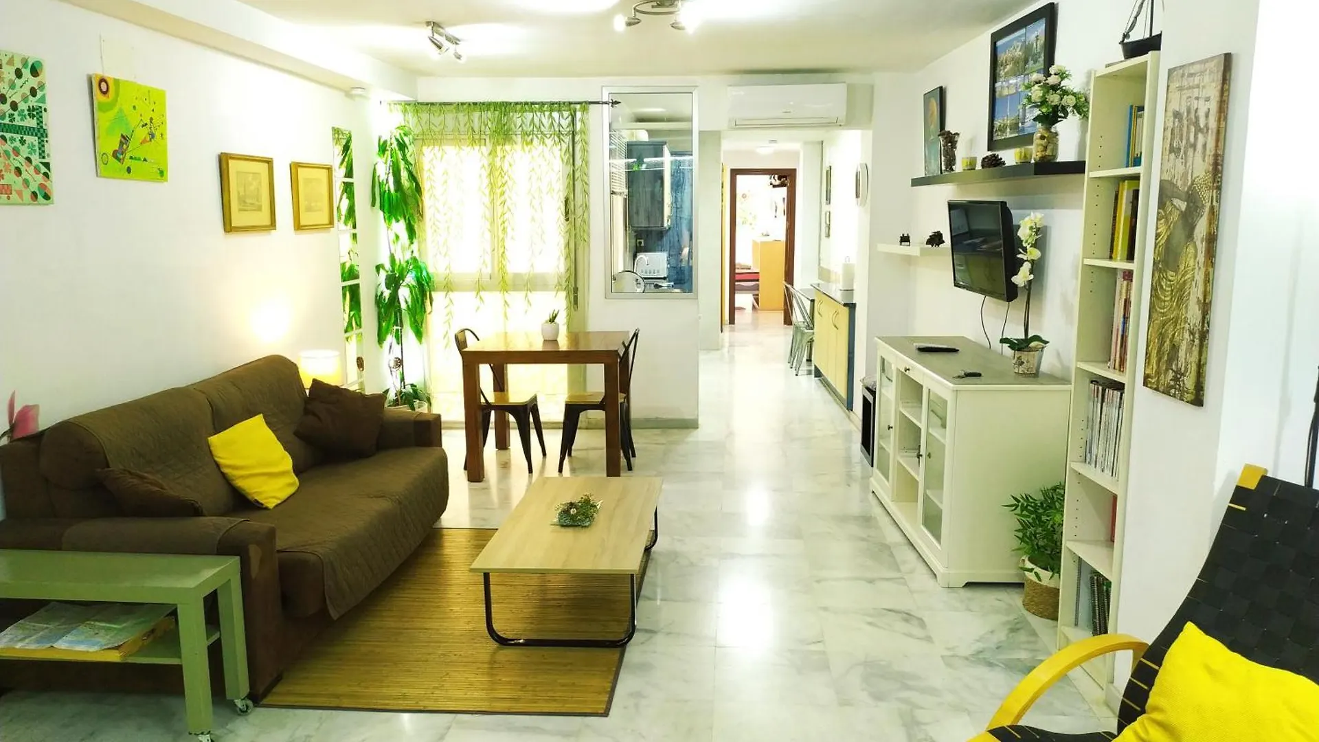 Apartamento Malagueta Campos Eliseos Malaga Spain